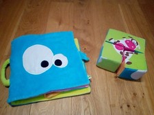 Lot de 2 jeux Liboo Livre en tissu+cube magique