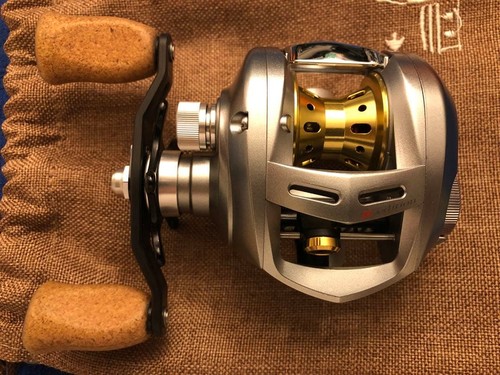 Poignée droite daiwa alphas - droite,