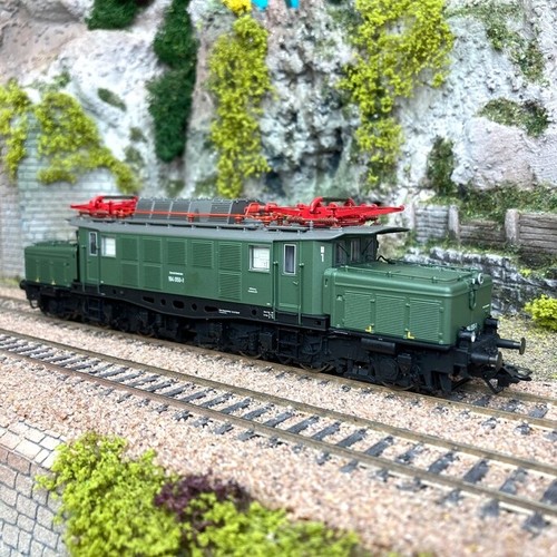 Locomotive électrique 194 - locomotive,