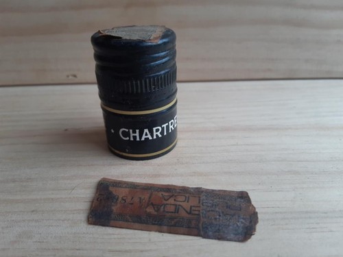 Rare bouchon capsule - rare, vis