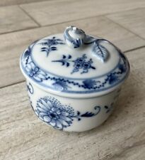 Petit pot porcelaine de Meissen - 8,5 x 8,5cm - Motif aux Oignons -Très bon état