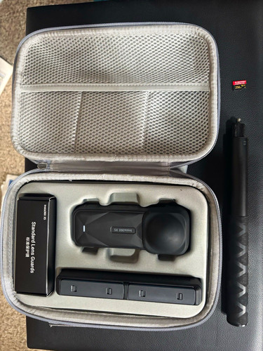 Insta360 x5 - (open, box)