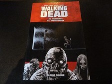 LIVRE BD BROCHE "WALKING DEAD
