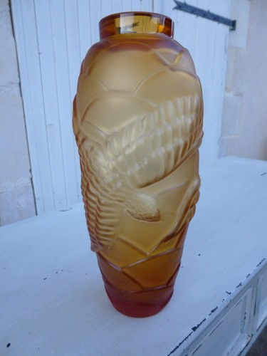 Vase art deco decor - vase,