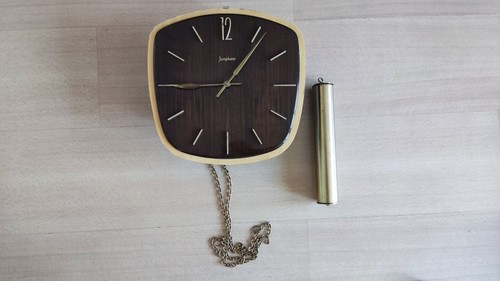 Pendule murale vintage
