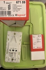 Prise Rasoir + Enjoliveur Titane