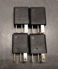 RELAIS GM OPEL 24435922 702.20