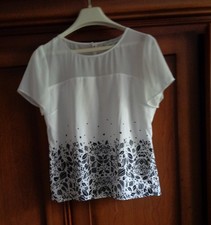 tunique un jour ailleurs