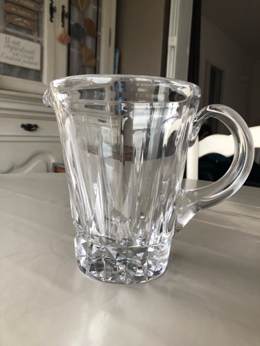 Pichet eau cristal de - a,