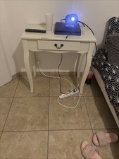 Coiffeuse Met Y’a Aussi Le Miroir Avec Et La Chaise Et Voilà