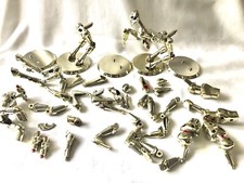 Saint Seiya CDZ Myth Cloth : Lot pièces Totems Gris argenté Pégase.