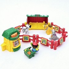 © 2001 Mattel FISHER PRICE LITTLE PEOPLE Set ZOO À CARESSES avec MANGEOIRE...