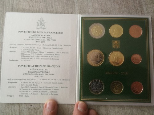 Rare coffret pièces - !,