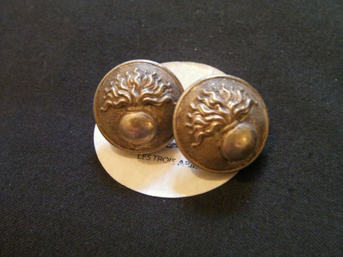 A0244 lot boutons - -,