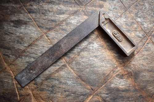 Fantastique ancien outil - ancien,