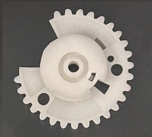 Roue pignon pour magnétoscope