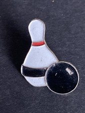 Pin’s Sport Bowling Boule Et