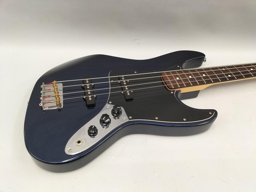 Guitare basse électrique
