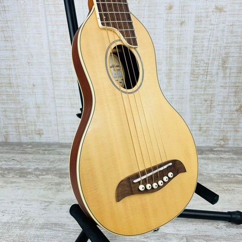 Guitare acoustique voyage - de,