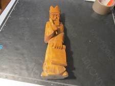 Figurine en Bois Baquet