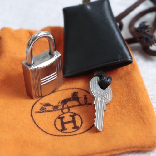 Ensemble clochette cadenas