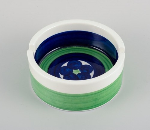 Marianne westman pour - marianne,