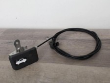 Poignee d'ouverture de capot