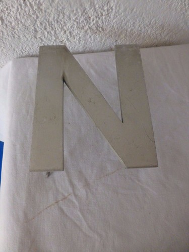 Ancienne lettre metal - ancienne, n