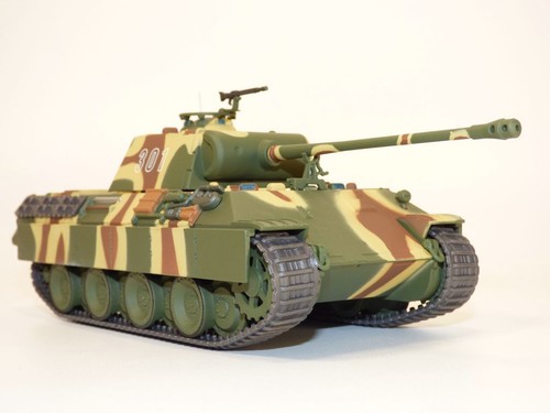 Tank char militaire - , g