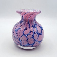 Petit vase en verre soufflé