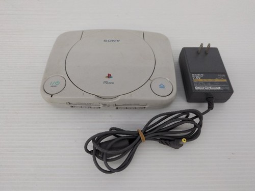 One console - one, (scph-100)