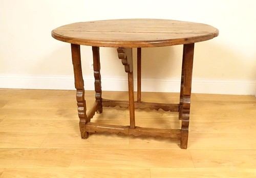 Table rustique espagnole