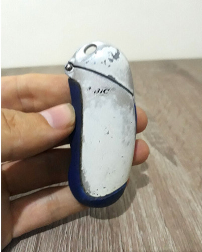 Ancien étui housse briquet