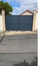 Portail battant aluminium