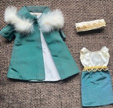 Ensemble chapeau robe manteau