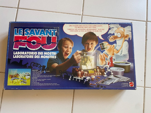 Savant fou laboratoire - le,