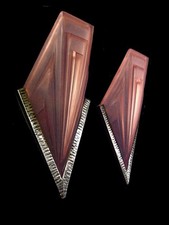 DEGUÉ: PAIRE D’APPLIQUES