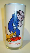 verre Schtroumpf "Gargamel et Azraël", glass Smurf ©1983