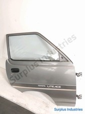 PORTE AVANT DROITE TOYOTA