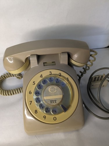 Ancien téléphone rétro - ancien,