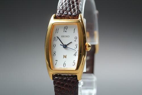 Montre femme vintage 1995 - montre,
