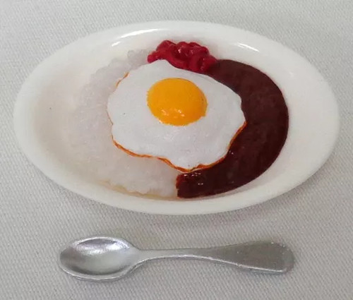 Mini figurine oeuf frit curry