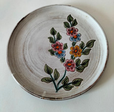 Assiette grès émaillé motif floral
