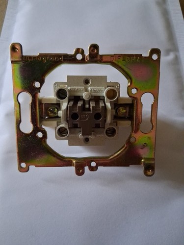 Bouton poussoir inverseur - bouton,