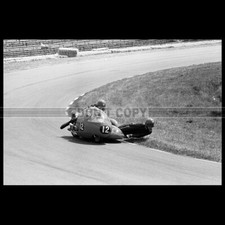 Photo M.000644 CHRIS VINCENT-ERIC BLISS BMW SIDECAR DUTCH TT 1962