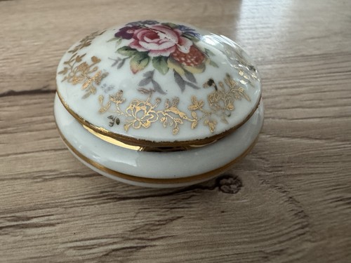 Pilulier ancien porcelaine - pilulier,