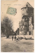 Carte postale ancienne NEVERS