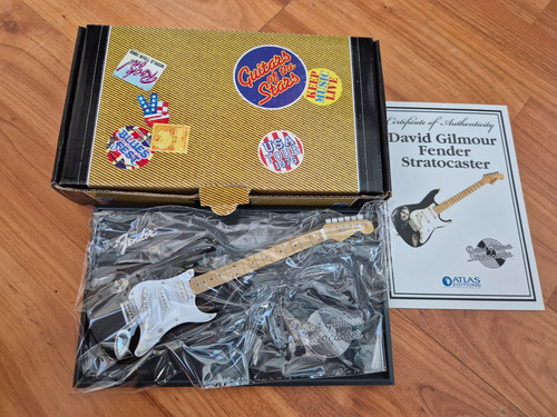 Atlas david gilmour fender - -,