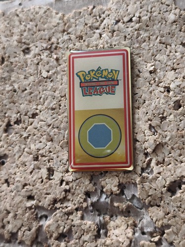 Pin pins pokémon league - pin's,