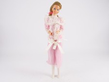 Barbie Mattel  Tenue Maman